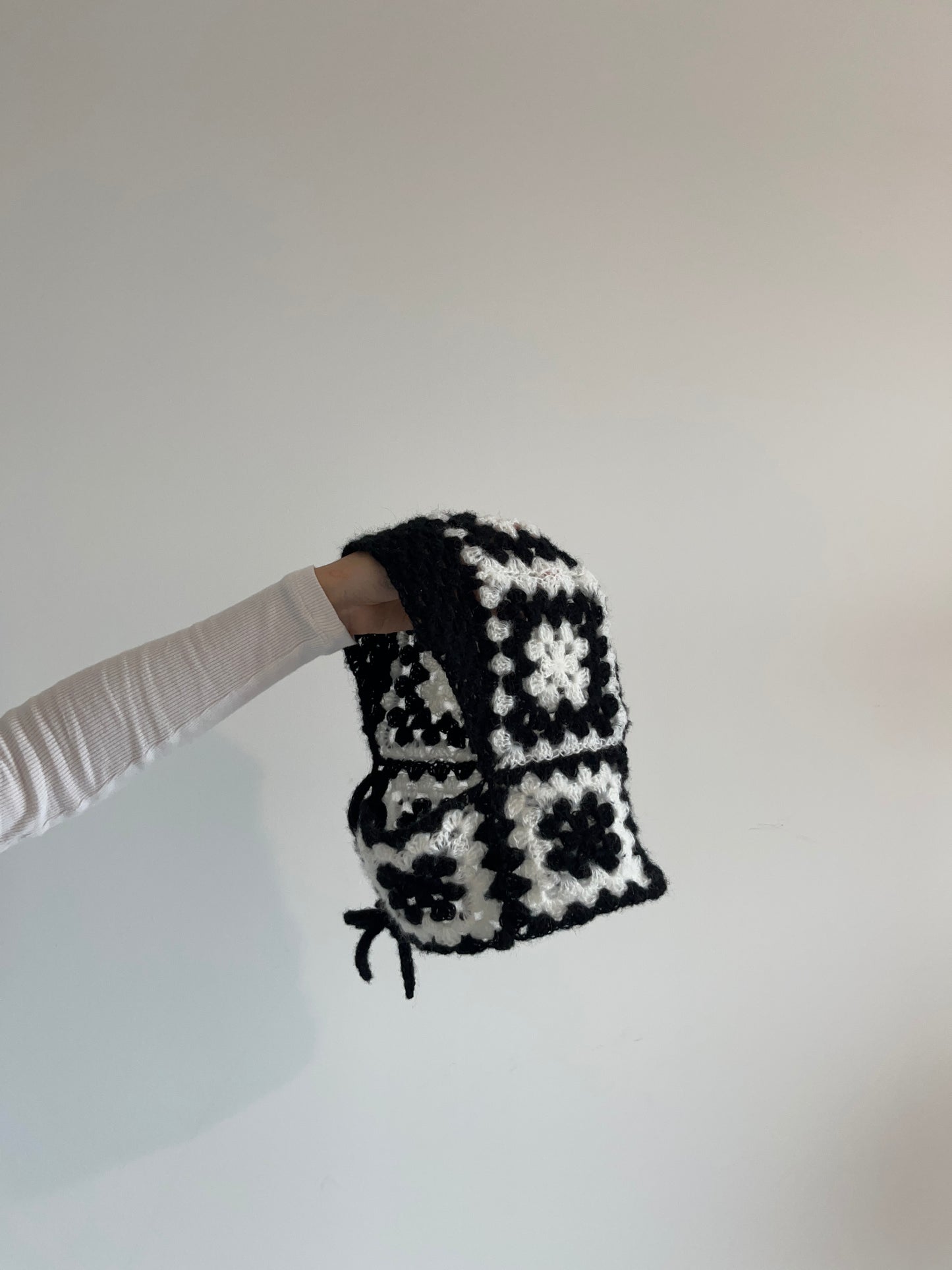 Granny Squares Balaclava – Crochet Pattern (PDF)